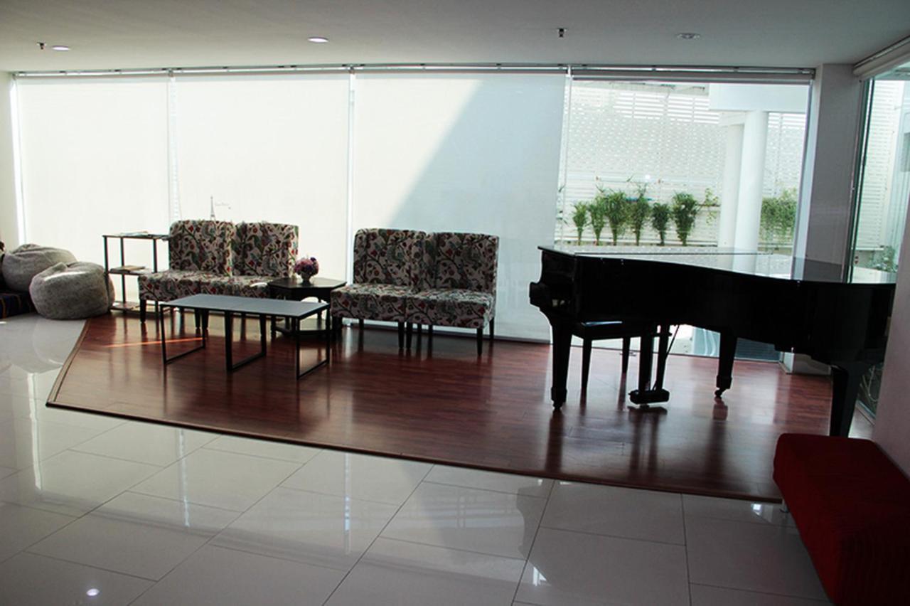 V Verve Service Apartment Hotel Chachoengsao Esterno foto