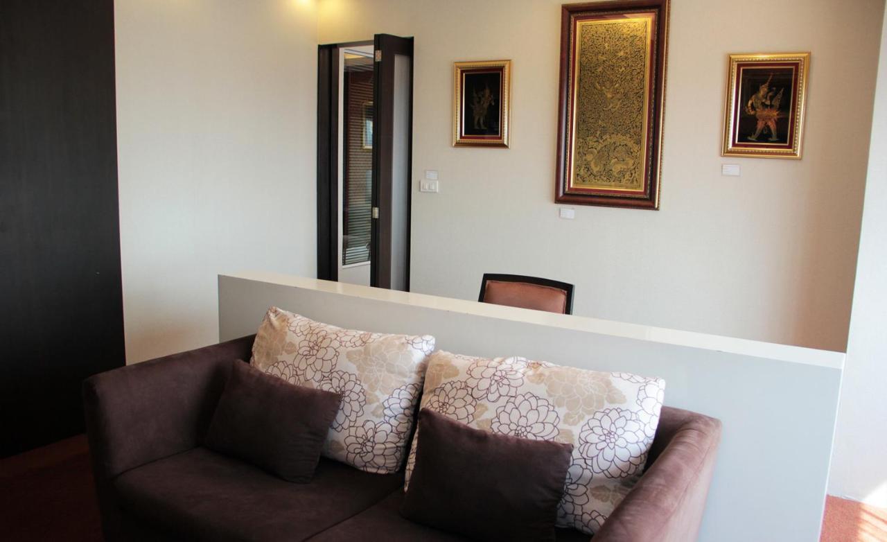 V Verve Service Apartment Hotel Chachoengsao Esterno foto
