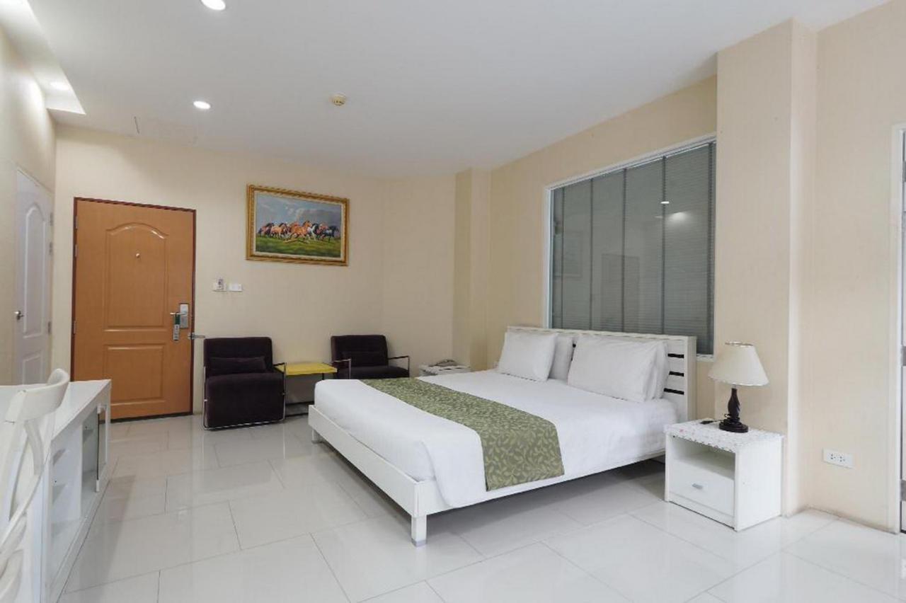 V Verve Service Apartment Hotel Chachoengsao Camera foto