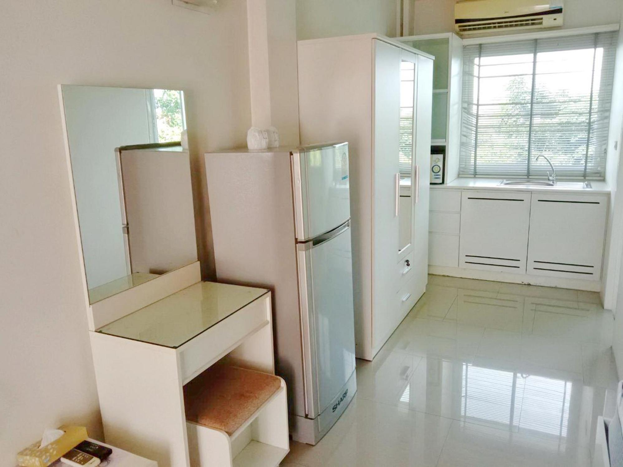 V Verve Service Apartment Hotel Chachoengsao Camera foto