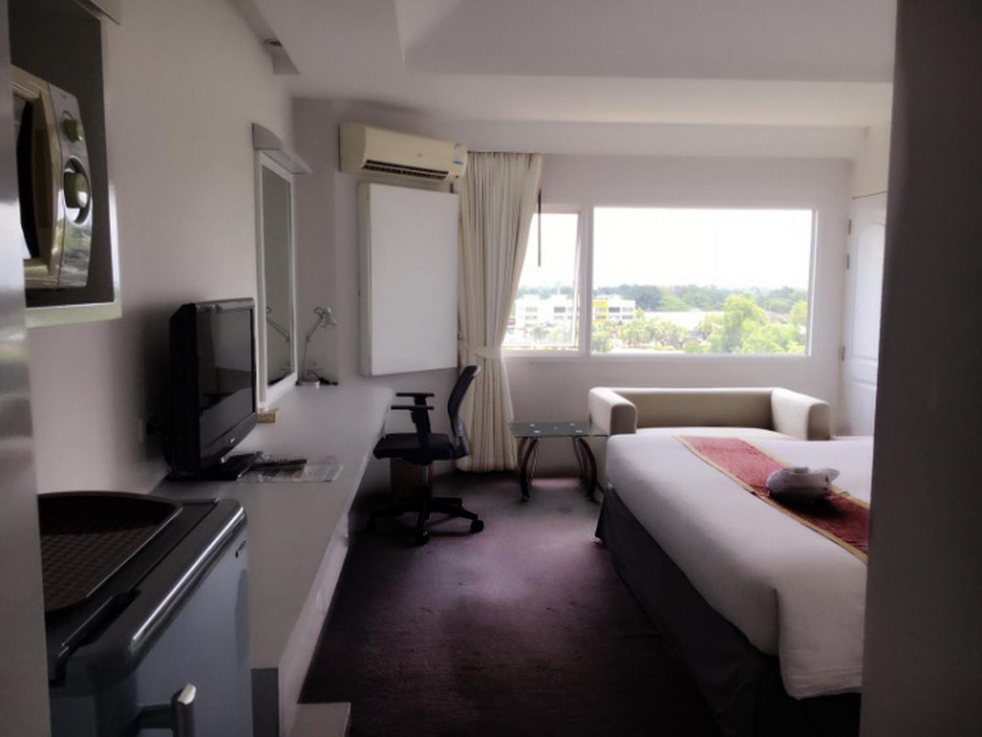 V Verve Service Apartment Hotel Chachoengsao Camera foto